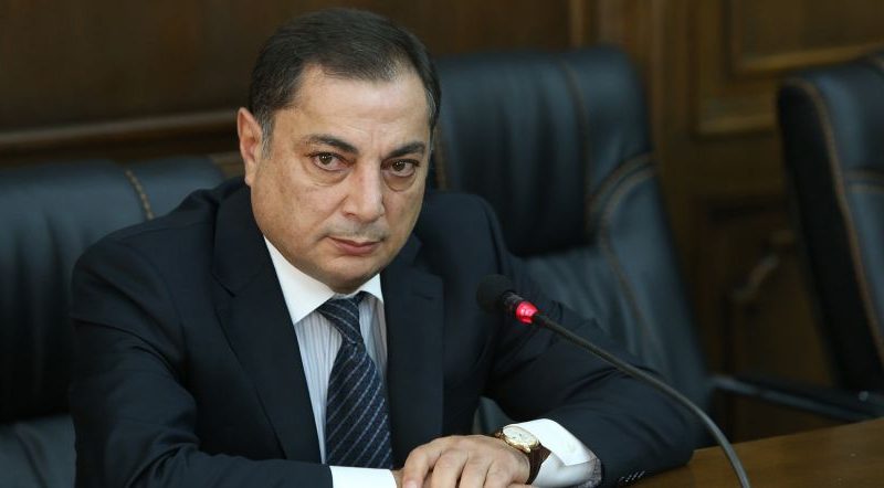 волне эйфории