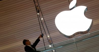 Apple прослушивает голосовые команды