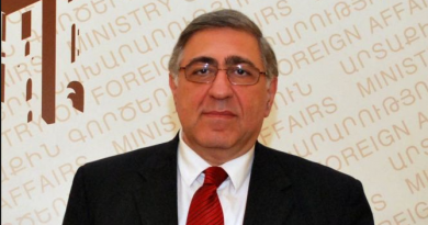 Умер посол Армении в Великобритании