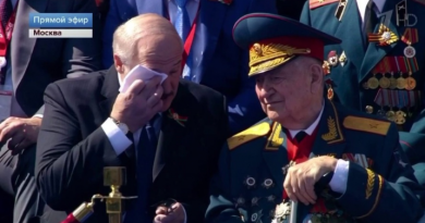 Лукашенко не сдержал слёз
