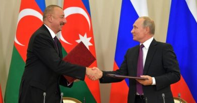 Азербайджан изгнал российские вооруженные