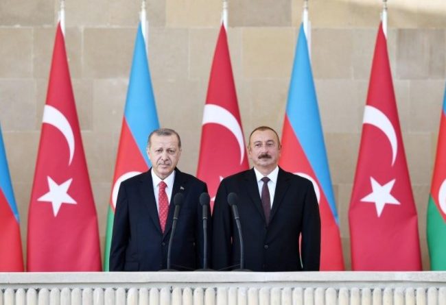 Между Турцией и Азербайджаном