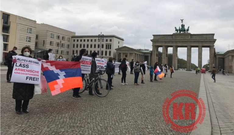 Свердловские эсеры перед выборами провели акцию протеста с помощью фотошопа