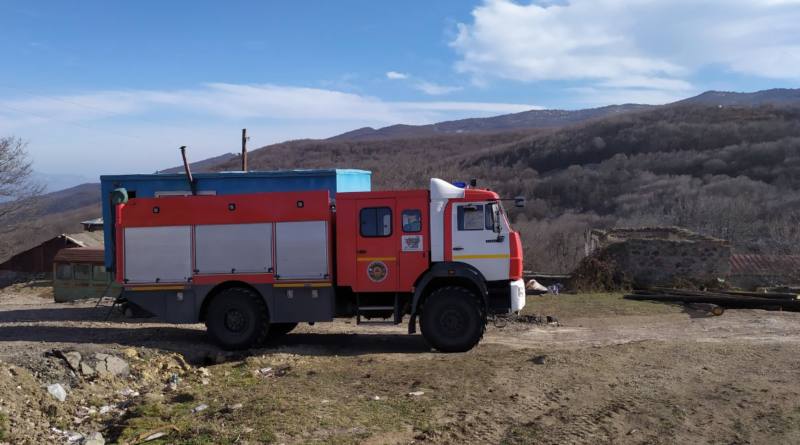 Два жителя армянского