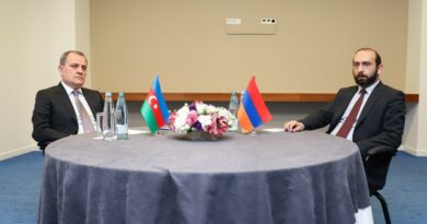 МИД Армении и Азербайджана