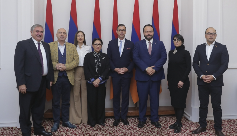 оставление Арцаха