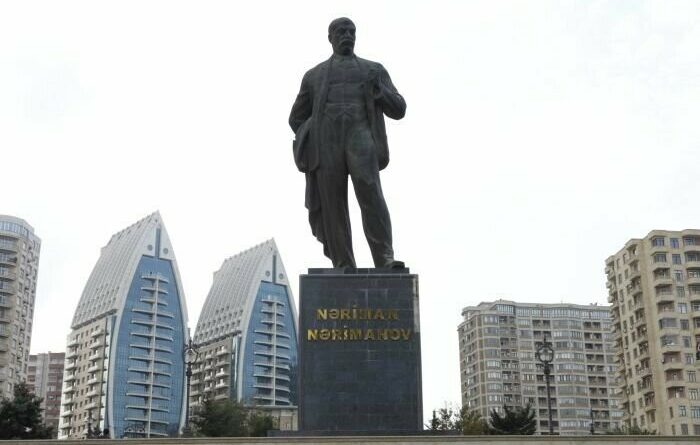 Памятник Нариманов