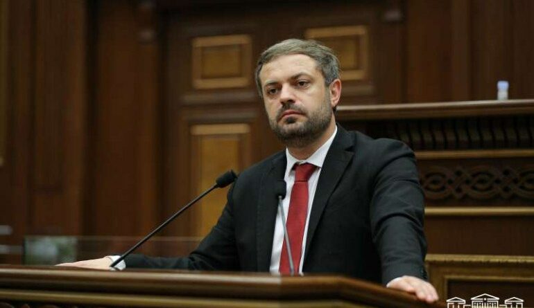 46 грузовиков с армянским коньяком въехали в Россию за три дня